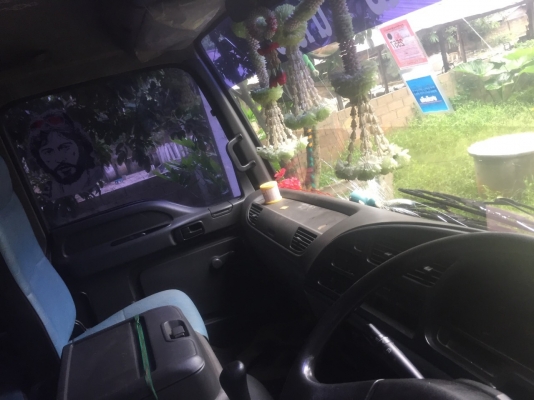 (จองแล้ว100000.จากNU)สวยมากๆ270แรงคันนี้..ไม่เคยบรรทุกดิน ใช้น้อยมาก..99002กม.เดิมๆทั้งคัน..