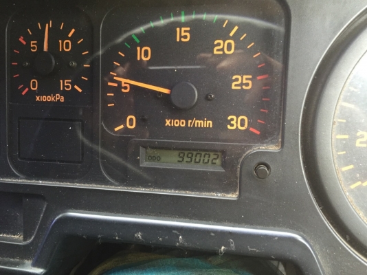 (จองแล้ว100000.จากNU)สวยมากๆ270แรงคันนี้..ไม่เคยบรรทุกดิน ใช้น้อยมาก..99002กม.เดิมๆทั้งคัน..