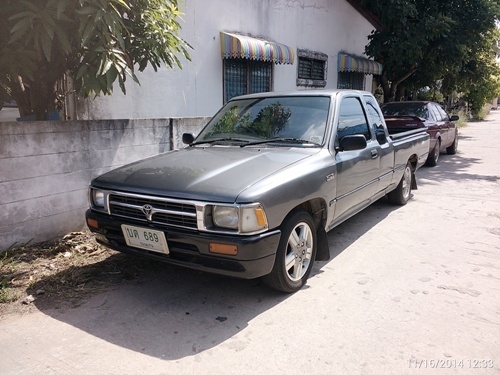 ขายด่วนTOYOTA MIGHTY-X แค๊ป ปี 37 เครื่องดีมากแน่นๆ พวงมาลัยเพาเวอร์ ล้อแม็ก