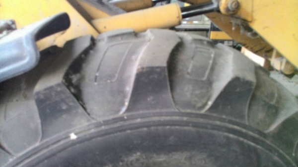 รถตัก FOREDlL สนใจติดต่อ 081 - 6079515 รถตัก FOREDlL สนใจติดต่อ 081 - 6079515