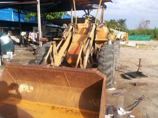 รถตัก CAT  910.  สนใจติดต่อ 081 - 6079515