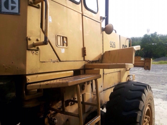รถตัก CAT  926.  สนใจติดต่อ 081 - 6079515