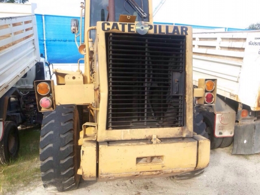 รถตัก CAT  926.  สนใจติดต่อ 081 - 6079515