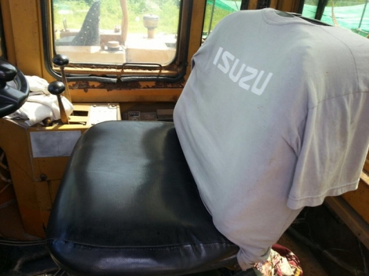 รถตัก CAT  926.  สนใจติดต่อ 081 - 6079515