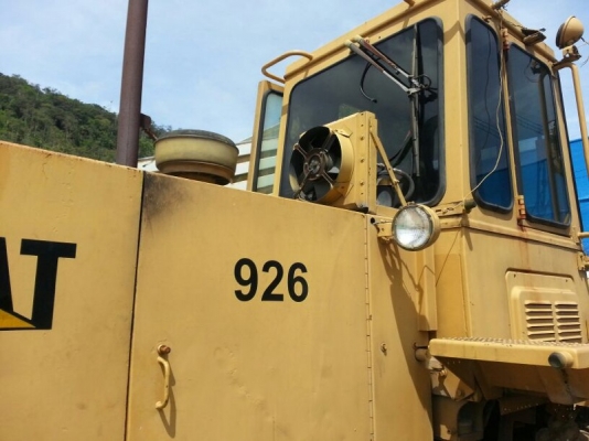 รถตัก CAT  926.  สนใจติดต่อ 081 - 6079515