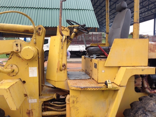 รถตักล้อยาง KOMATSU 507 รถตักล้อยาง KOMATSU 507
