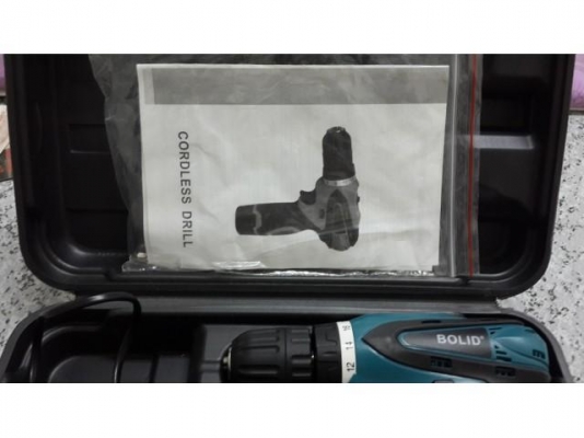 สว่านไร้สาย bolid แบ็ต 12 โวลท์ ลิเธียมครับพร้อมกล่อง