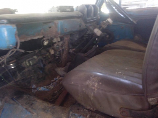 **120,000 บ.ต่อรอง**ขาย6ล้อราคาถูกๆ TOYOTA DYNA BU15 วางเครื่อง ISUZU 4BE2-110ฝาดำ(ลงเล่ม) เครื่องดี สตาร์ทติดง่าย แรงดี แน่นดี เกียร์ดีไม่หลุด ช่วงล่าง 6น็อต หน้า-หลัง คัสซีดี เดิม วางเหล็กเสริมบนหนาแข็งแรง กระบะพื้นไม้คอกไม้4.0ม.สภาพโอเค พื้นดีข้างดี ไม