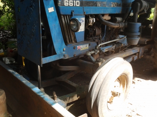 ขายตามสภาพรถไถ6610สภาพดีมีดันหน้ามีพาน7เสื้อลาย