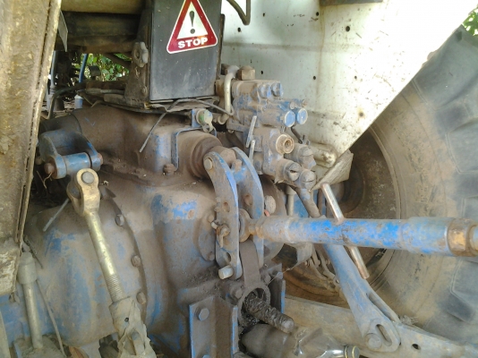 ขายตามสภาพรถไถ6610สภาพดีมีดันหน้ามีพาน7เสื้อลาย