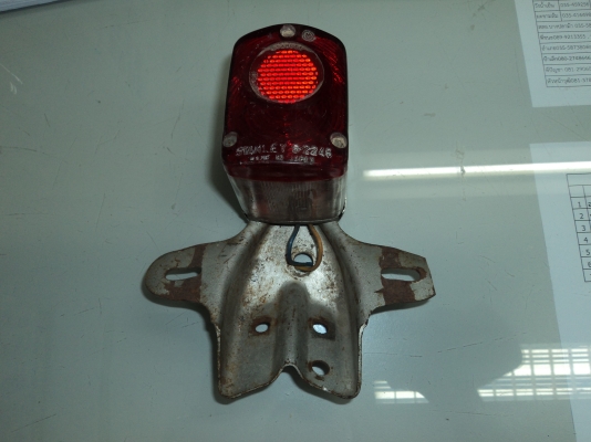 ไฟท้าย HONDA-S-90  สนใจโทร.081-005-8785