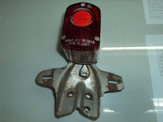 ไฟท้าย HONDA-S-90  สนใจโทร.081-005-8785