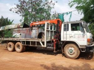 เครนติดรถบรรทุก