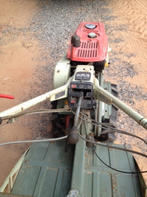 รถพรวนดิน YANMAR YT400 เครื่องดีเซล4แรง ไม่ต้องง้อแรงงาน ประหยัดสุดๆ รถพรวนดิน YANMAR YT400 เครื่องดีเซล4แรง ไม่ต้องง้อแรงงาน ประหยัดสุดๆ