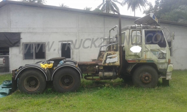 ขายยกชุด รถบรรทุก 10 ล้อ หัวลาก+ หางพื้นเรียบ 2 เพลา สามมิตร ขายยกชุด รถบรรทุก 10 ล้อ หัวลาก+ หางพื้นเรียบ 2 เพลา สามมิตร