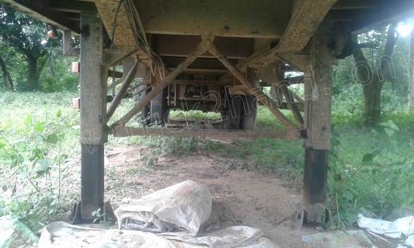 ขายยกชุด รถบรรทุก 10 ล้อ หัวลาก+ หางพื้นเรียบ 2 เพลา สามมิตร ขายยกชุด รถบรรทุก 10 ล้อ หัวลาก+ หางพื้นเรียบ 2 เพลา สามมิตร