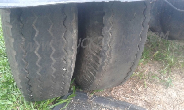 ขายยกชุด รถบรรทุก 10 ล้อ หัวลาก+ หางพื้นเรียบ 2 เพลา สามมิตร ขายยกชุด รถบรรทุก 10 ล้อ หัวลาก+ หางพื้นเรียบ 2 เพลา สามมิตร