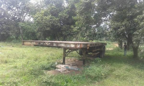 ขายยกชุด รถบรรทุก 10 ล้อ หัวลาก+ หางพื้นเรียบ 2 เพลา สามมิตร ขายยกชุด รถบรรทุก 10 ล้อ หัวลาก+ หางพื้นเรียบ 2 เพลา สามมิตร