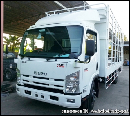 ทำกระบะเหล็กคอกไก่ NQR กระบะเหล็กสูง 2.10 ม. ยาว560ม. ฝาท้ายสูง 120 ม. กว้าง 2.30 ม.