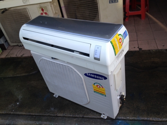 **** ขายแอร์ Samsung 9000 BTU สภาพสวย ****