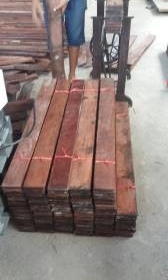 ไม้พื้นมะค่าหน้า 4 รางลิ้นไม้เก่าสภาพสวยๆครับไม้มะค่าเก่ารางลิ้นสวยๆรับหน้า 4  นิ้ว หนา 2 ซ.ม กว่า เป็นไม้พื้นครับ  ราคาตารางเมตรละ 950 บาทครับราคานี้คุ้มครับ