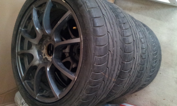 ขายล้อแม็กขอบ 17 5รู 114.3 พร้อมยางสภาพพอใช้