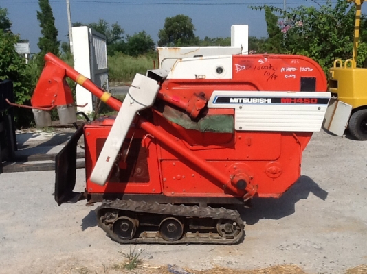 รถนวดข้าวMitsubishi mh450 สภาพดีพร้อมใช้ราคาถูก