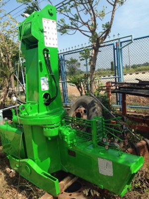 เครน Tadano(ทานาโน) 5ตัน สนใจโทร081-7635381