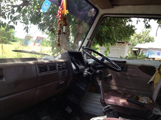 HINO FB113 เครื่อง117 แรง Fหลัง กะบะไม้ยาว 4.5 ม. ภาษีเต็ม