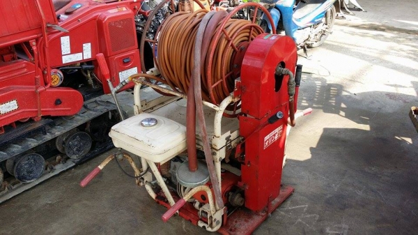 เครื่องฉีดยาแรงดัน เครื่องยนต์ HONDA G400 พร้อมสายฉีด 100 เมตร เก่าญี่ปุ่น สภาพดี เครื่องพร้อมใช้งาน เครื่องฉีดยาแรงดัน เครื่องยนต์ HONDA G400 พร้อมสายฉีด 100 เมตร เก่าญี่ปุ่น สภาพดี เครื่องพร้อมใช้งาน