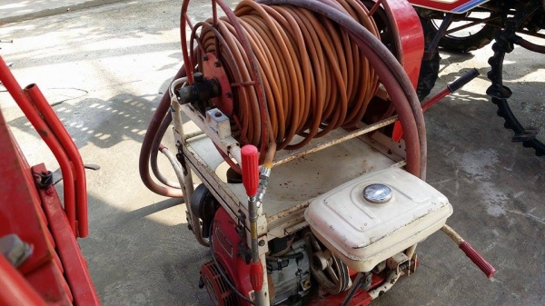 เครื่องฉีดยาแรงดัน เครื่องยนต์ HONDA G400 พร้อมสายฉีด 100 เมตร เก่าญี่ปุ่น สภาพดี เครื่องพร้อมใช้งาน เครื่องฉีดยาแรงดัน เครื่องยนต์ HONDA G400 พร้อมสายฉีด 100 เมตร เก่าญี่ปุ่น สภาพดี เครื่องพร้อมใช้งาน