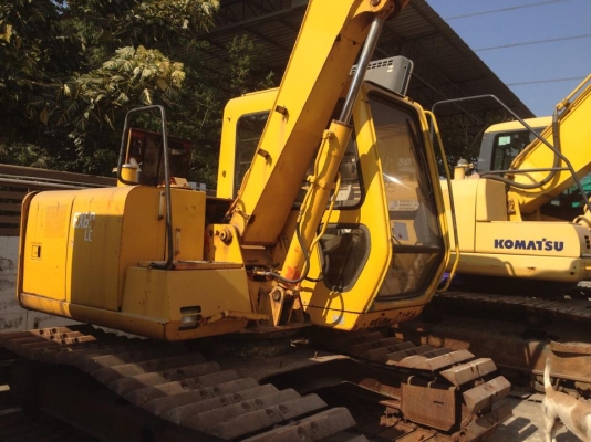 HITACHI EX 60LC ตีนเป็ด เดิมๆทุกอย่างรถเก่านำเข้าจากญี่ปุ่นไม่เคยใช้งานในไทย  สภาพพร้อมลุยงาน   รถขุด HITACHI EX 60LC ตีนเป็ด  ราคา : 750,000 บาท