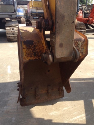 HITACHI EX 60LC ตีนเป็ด เดิมๆทุกอย่างรถเก่านำเข้าจากญี่ปุ่นไม่เคยใช้งานในไทย  สภาพพร้อมลุยงาน   รถขุด HITACHI EX 60LC ตีนเป็ด  ราคา : 750,000 บาท