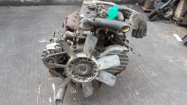 ขายเครื่องยนต์ดีเซล ISUZU 4JB1 ปั้มธรรมดาพร้อมเกียร จากย๊่ปุ่น