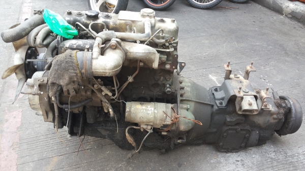 ขายเครื่องยนต์ดีเซล ISUZU 4JB1 ปั้มธรรมดาพร้อมเกียร จากย๊่ปุ่น