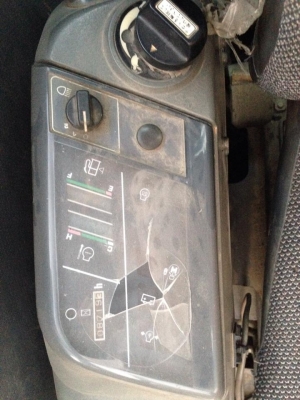 KOMATSU PC138US-2 รถเก่านำเข้าจากญี่ปุ่นไม่เคยใช้งานในไทยสภาพพร้อมใช้เครื่องในสวยเดิมทุกอย่าง  MODEL KOMATSU PC138US-2 HOUR 8719 SERIAL 1615 PRICE 1,600,000 BATH