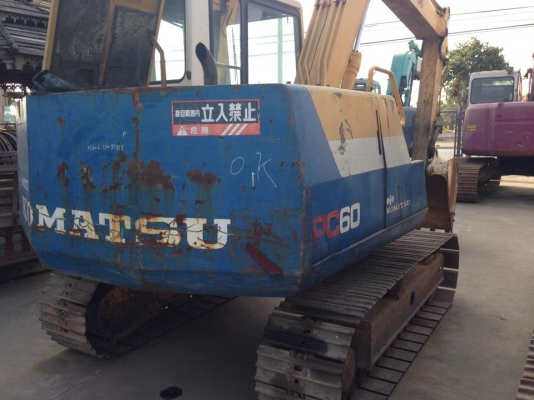 KOMATSU PC 60-6 รถเก่านำเข้าจากญี่ปุ่นไม่เคยใช้งานในไทยสภาพพร้อมใช้เครื่องในสวยเดิมทุกอย่าง  MODEL KOMATSU PC 60-6 -คอลโทรลน้ำมัน -ระบบไฟครบ PRICE 800,000 BATH