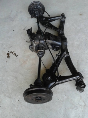 ชุดแพท้ายทั้งชุด+เฟืองท้าย (ดั้มเบรค) E30 8,000 บาท