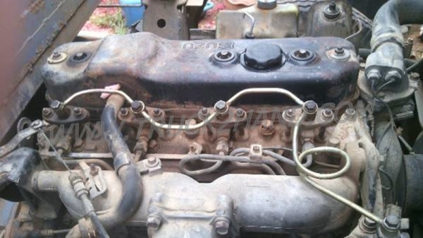 รถบรรทุกเทเลอร์ 6 ล้อ ISUZU NPR เครื่อง 4BG1 125 แรงม้า รถบรรทุกเทเลอร์ 6 ล้อ ISUZU NPR เครื่อง 4BG1 125 แรงม้า