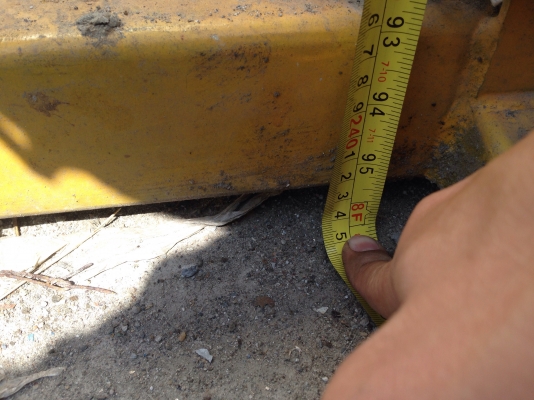 ขายลิฟยกของ 200 kg. แบบมือหมุน เสาคานสูงประมาณ 240cm. งาปรับขนาดได้ สภาพดีหมุนขึ้น-ลงนิ่ม พร้อมใช้งาน มี 2 ตัวครับ