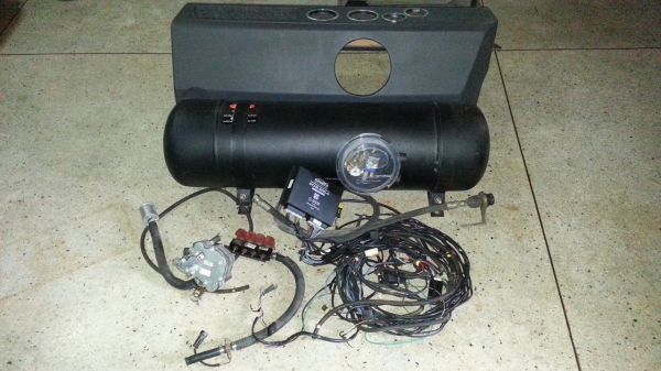 ขายชุดแก็สหัวฉีดพร้อมถังมัลติวาวล์สภาพดีราคาถูก1ชุด