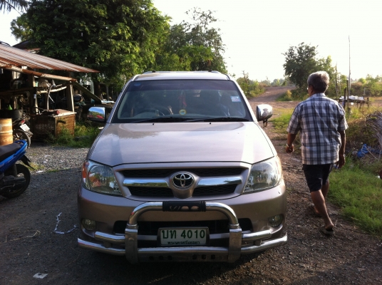 ขายtoyota vigo2.5 รถบ้านเดิมๆ330,000