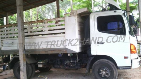 รถบรรทุก 6 ล้อดัมพ์ ยี่ห้อ HINO 150 แรงม้า ปีจดทะเบียน 2553 รถบรรทุก 6 ล้อดัมพ์ ยี่ห้อ HINO 150 แรงม้า ปีจดทะเบียน 2553