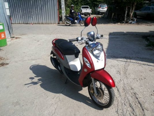 FINO ตัวใหม่ หัวฉีด ปี 56 ราคา 24000 บาท สนใจโทร 084-6937668 ทรัพย์