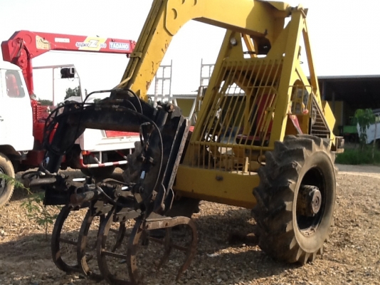 รถคีบอ้อยเบ๊ว ราคาต่อรองได้