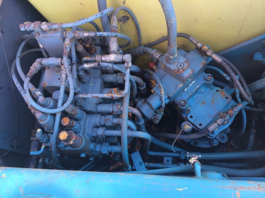 ขายKOBELCO SK60 M3 สภาพสวยพร้อใช้ ต่อรองได้ ติดต่อได้ คุณอ๊อฟ พิจิตร 086-737-9991