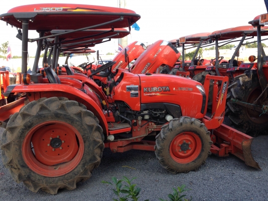 ดาวน์20,000 Kubotamax L3608 อุปกรหน้าหลัง ดาวน์20,000 Kubotamax L3608 อุปกรหน้าหลัง