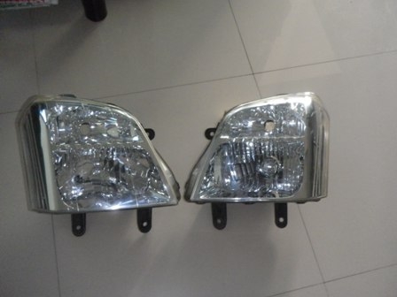 ขายไฟหน้า ดีแม็ก 2004 ของแท้ ถอด