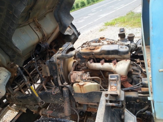 รถอีซูซุ 6 ล้อดั้ม NPR  115 แรงม้า. ปี 37  สนใจติดต่อ 081 - 6079515