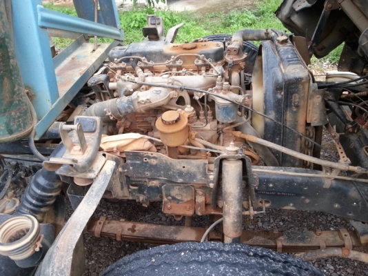 รถอีซูซุ 6 ล้อดั้ม NPR  115 แรงม้า. ปี 37  สนใจติดต่อ 081 - 6079515